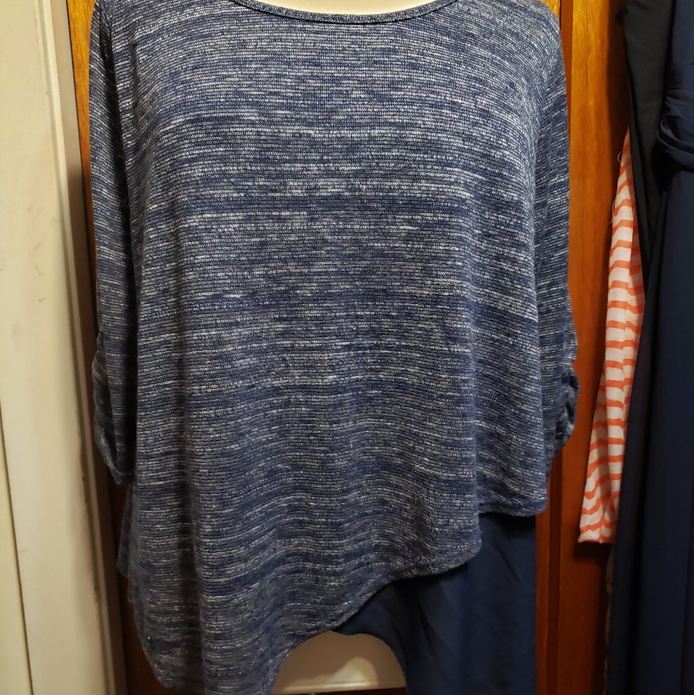 iZ Byer 3xl 3/4 sleeve lightweight top